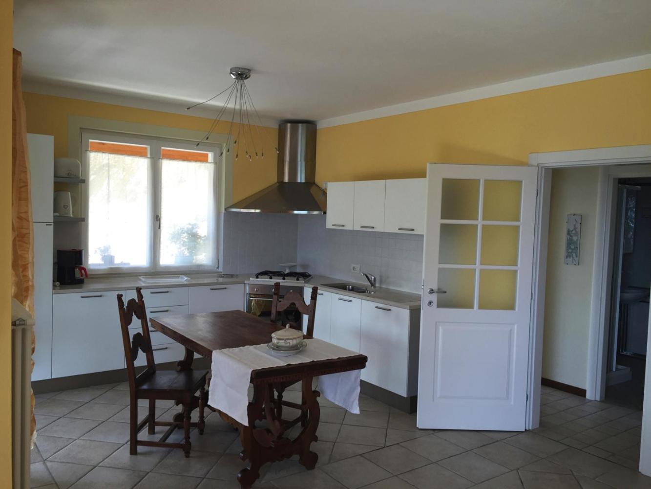 דירות קנוביו Casa Erica מראה חיצוני תמונה